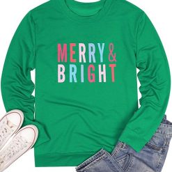 Christmas T-Shirt Women Merry Bright Colorful Letter Printed Sweatshirt Casual Long Sleeve Round Neck Pullover Tops Suit for daily life, Fabric: 95% polyester and 5% spandex, Regular fit, Stitch Color: automatically matched based on patterns